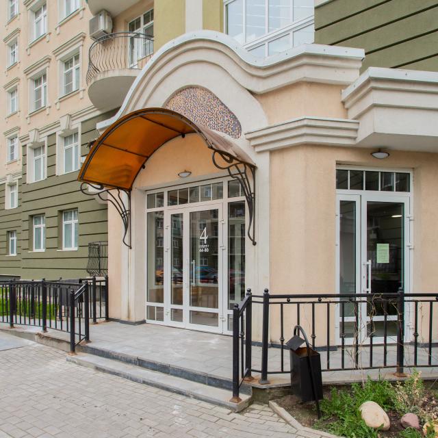 Apartments on Alexander Nevsky Passage 4