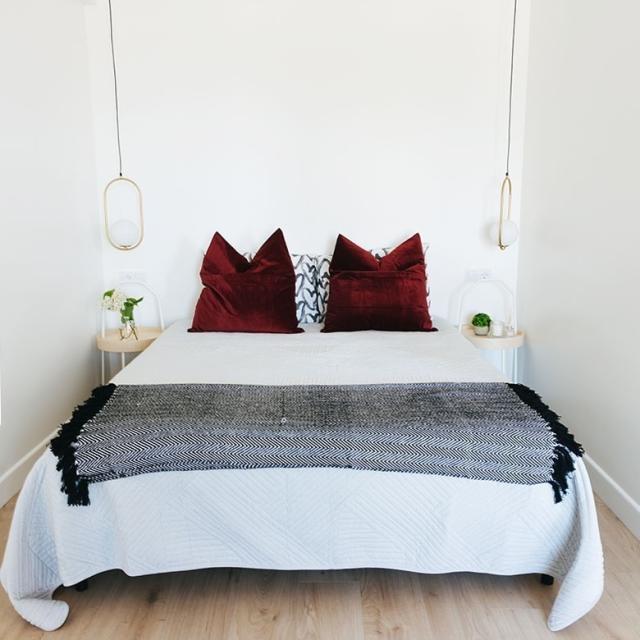Апартаменты Orange loft на улице 9 апреля 86а