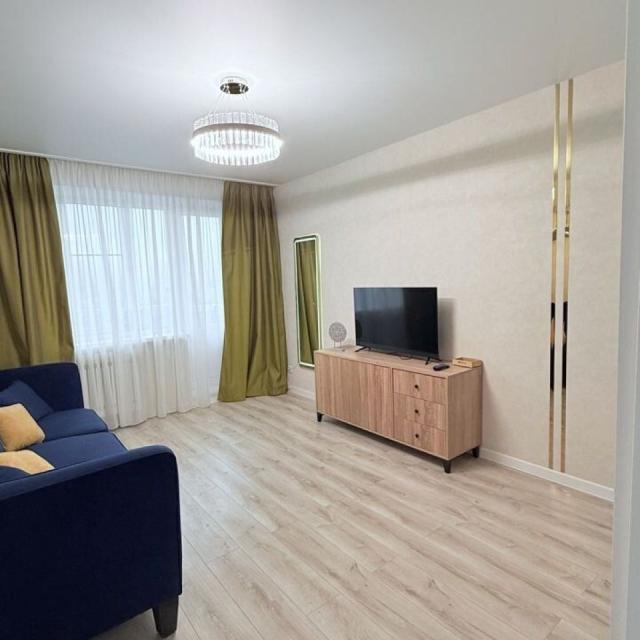 Apartment on Tregubova street 35