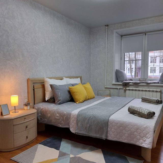 Apartment on 53 Newton Street