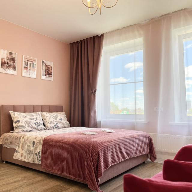 Romlex Apartments (Ромлекс) на улице Чаркова 28