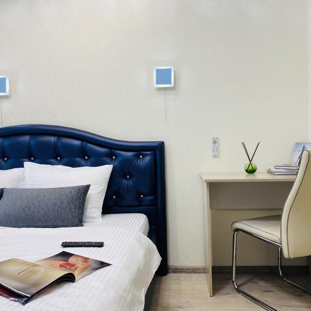 Three-room apartment near Victory Park