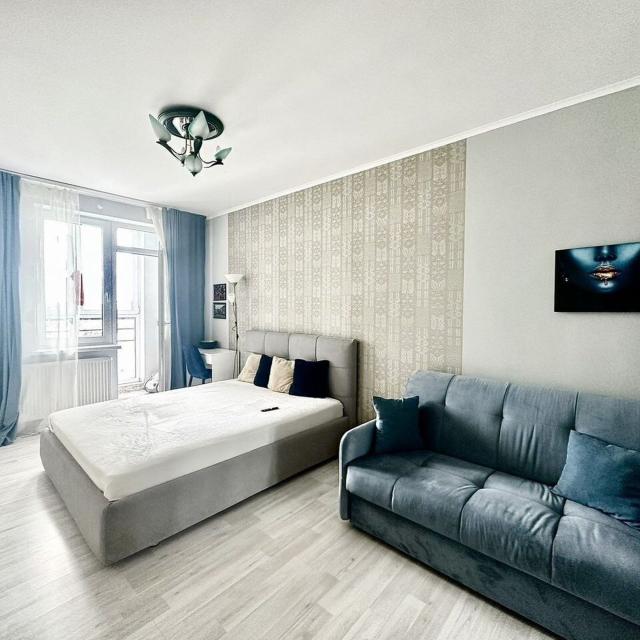 Apartment on Marshal Baghramyan Street, 36