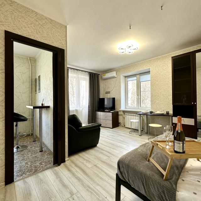 COZY APARTMENT IN THE CENTER NEAR THE METRO