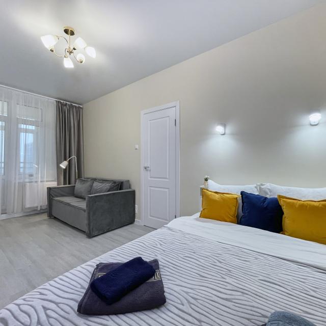 Studio apartment / 4 beds / Large loggia /Business class house