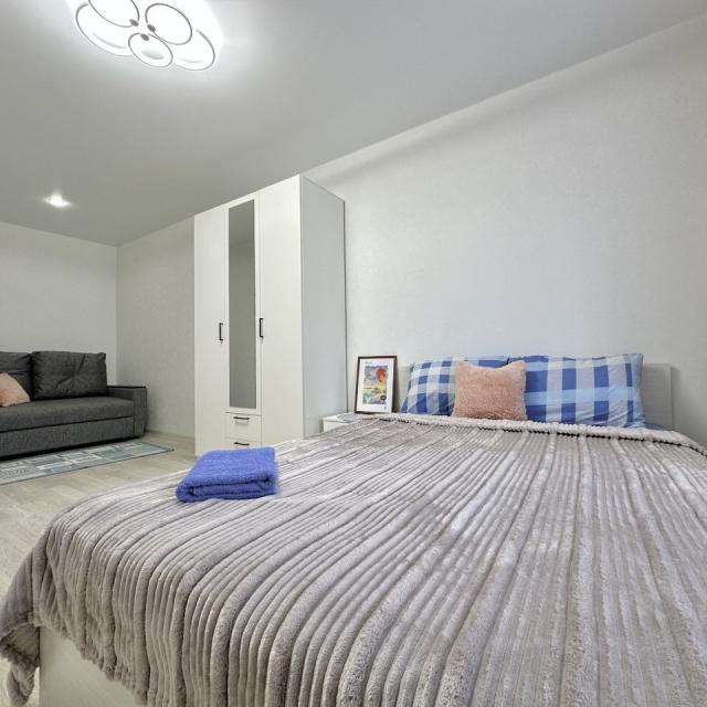 Cozy modern apartment on Olimpiyskaya