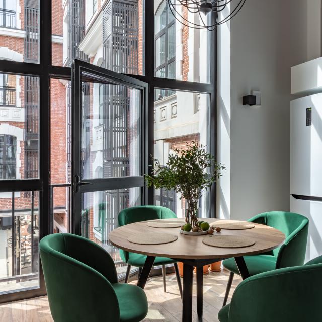 Soho Bohemian Loft on Nizhnyaya Krasnoselskaya Street