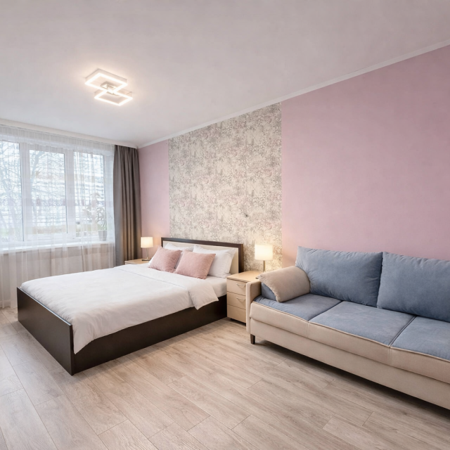 Bright 2-room apartment on Gorky Street