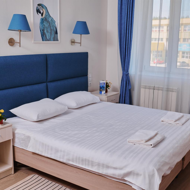 Айсберг ZBest Hotels