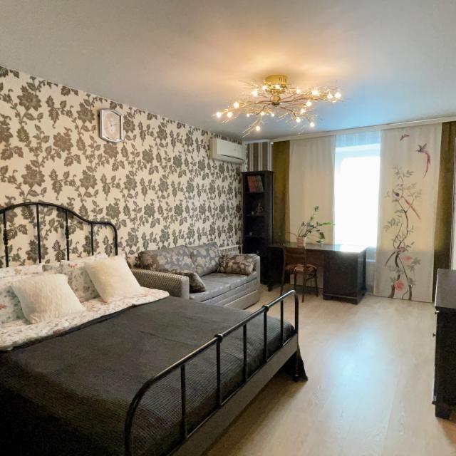 Tolstoy Apart (Толстой Апарт) на улице Демонстрации 38