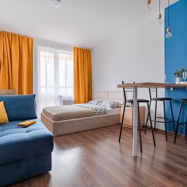 Apartments on 66k3 Komendantsky Avenue
