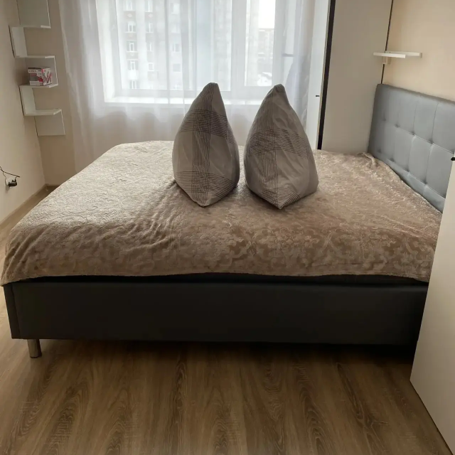 A cozy apartment with a convenient transport location