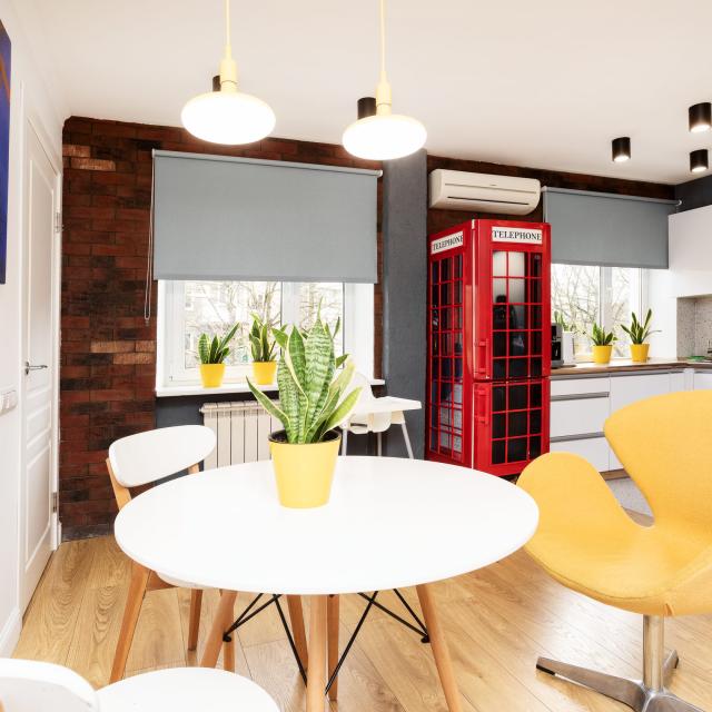Booking Smart on Partizansky Lane 8