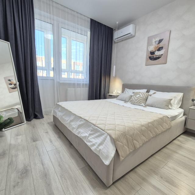 Luxurious and cozy apartment in the Sky residential complex