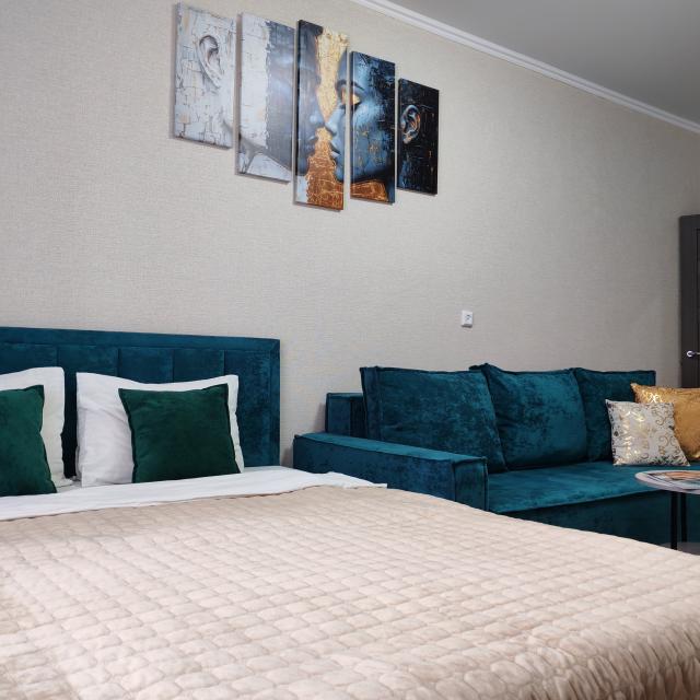 Romlex Apartments on Vyatsky Passage 28
