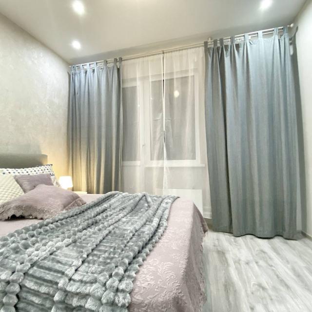 1 k apartment on Yesenina 4
