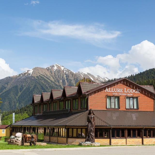 Гостиничный комплекс Allure Lodge (Аллюр Лодж)