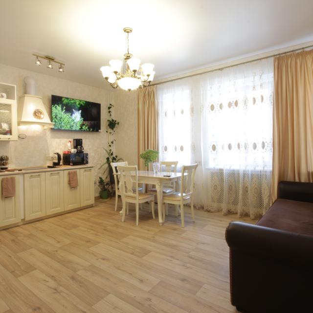 Сталинка у Кремля
