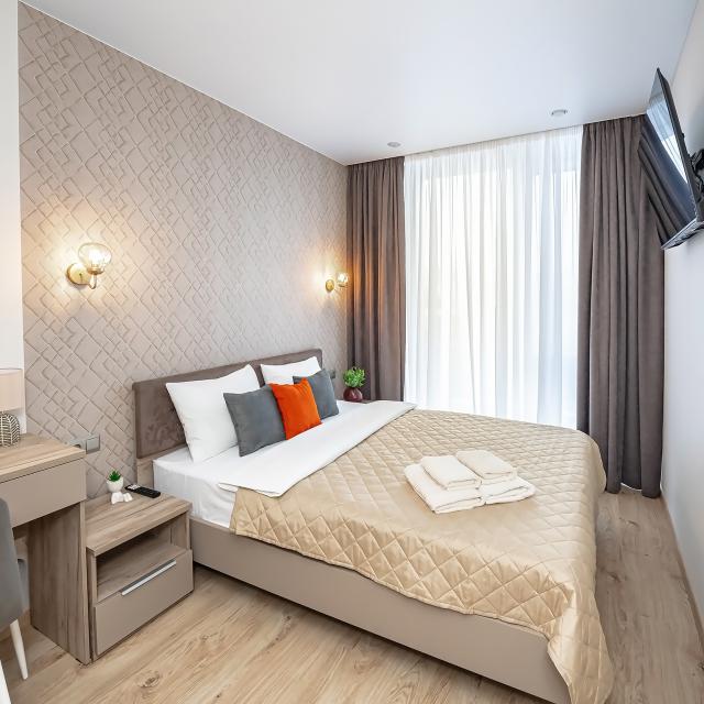 Top house на Брянской