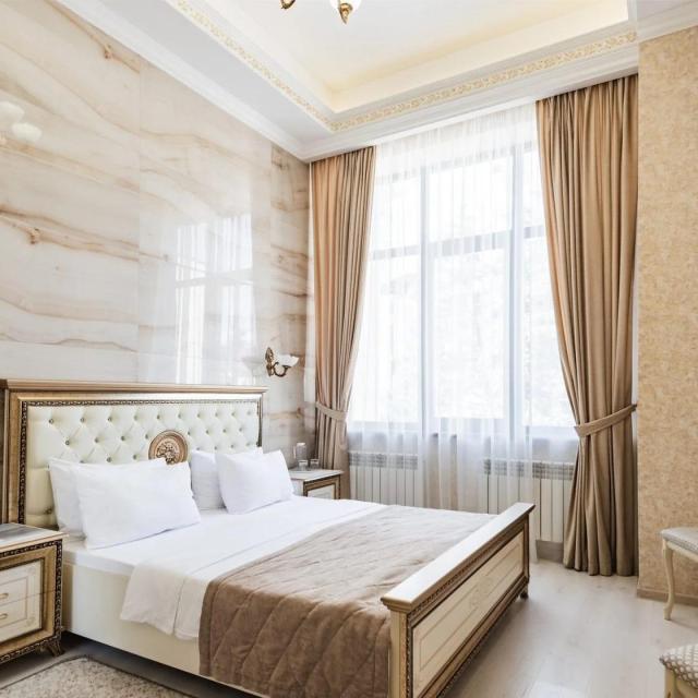 Отель Гранд Гэлери 3* by Provence