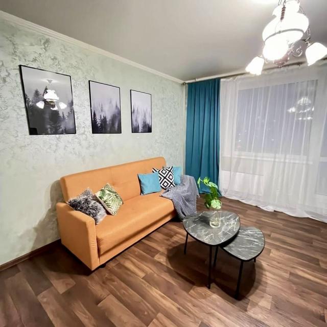 Home Hotel (Хоум Отель) в 10-м микрорайоне 13