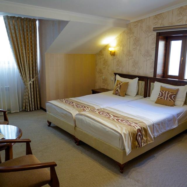 Meros Boutique Hotel (Мерос Бутик)