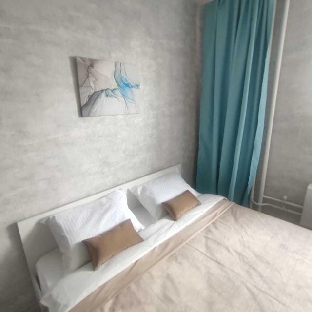 Apartments on 40 let pobedy street 51b