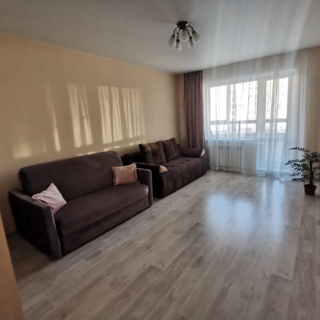 Cozy apartment on Krasny Avenue 305/1
