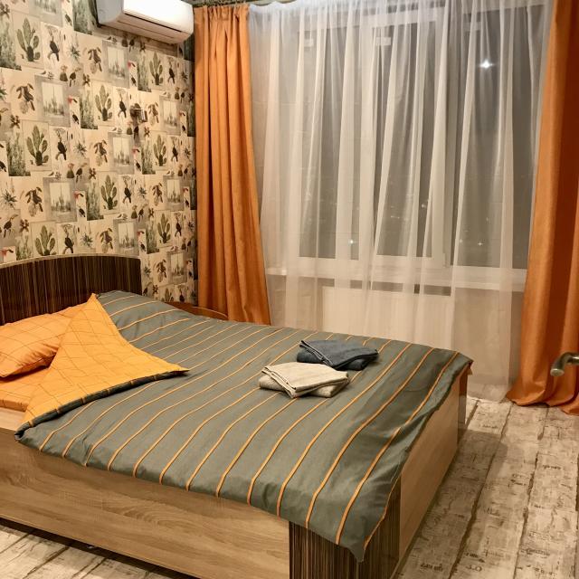Apartments on 18, Chkalova Street  