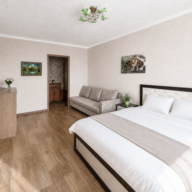 Niki Rent на 20 лет ВЛКСМ