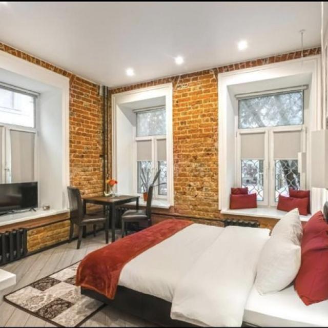 Aesthetics Room House (Эстетикс Рум Хаус)