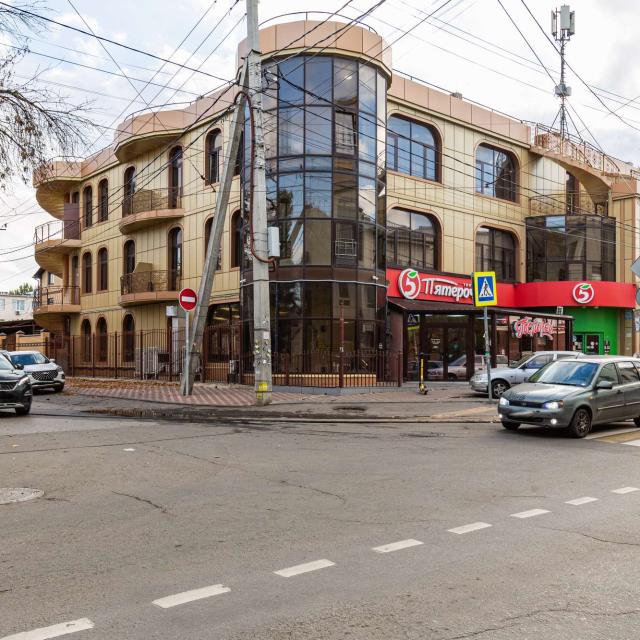 Эдейл от Травел Хотелс Антураж