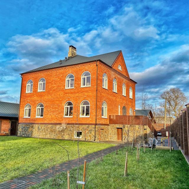 Brick (Брик)