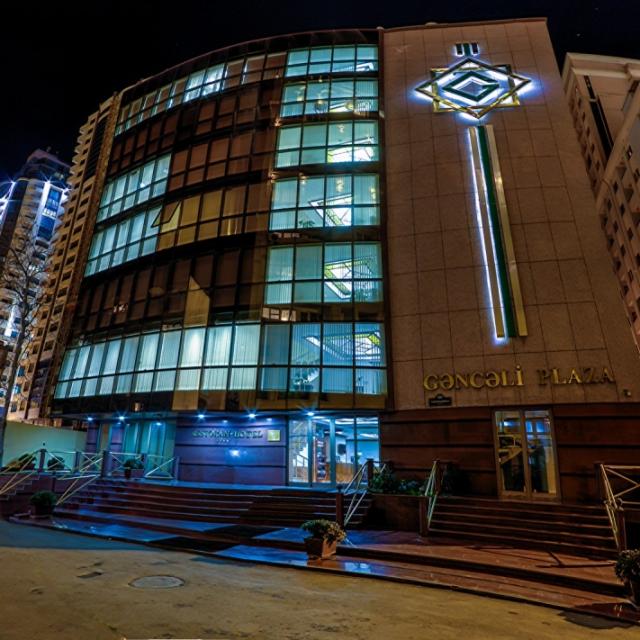 Ganjali Plaza (Гянджали Плаза)