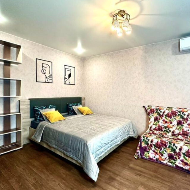 Апартаменты Rooms and apartaments group Большая 98