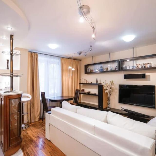Flat Inn on 34 Butyrsky Val street