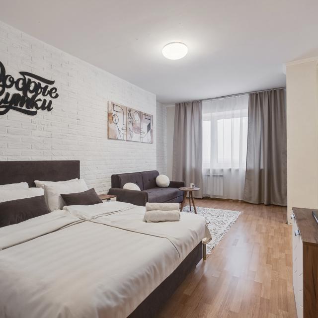 Good Day Apartment on 43rd Army Street 19
