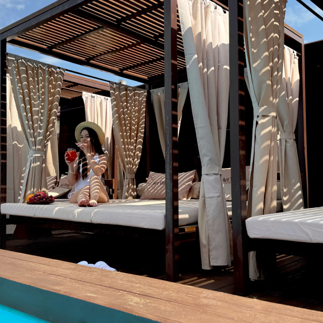 Art Village Club (Арт Вилладж Клаб)