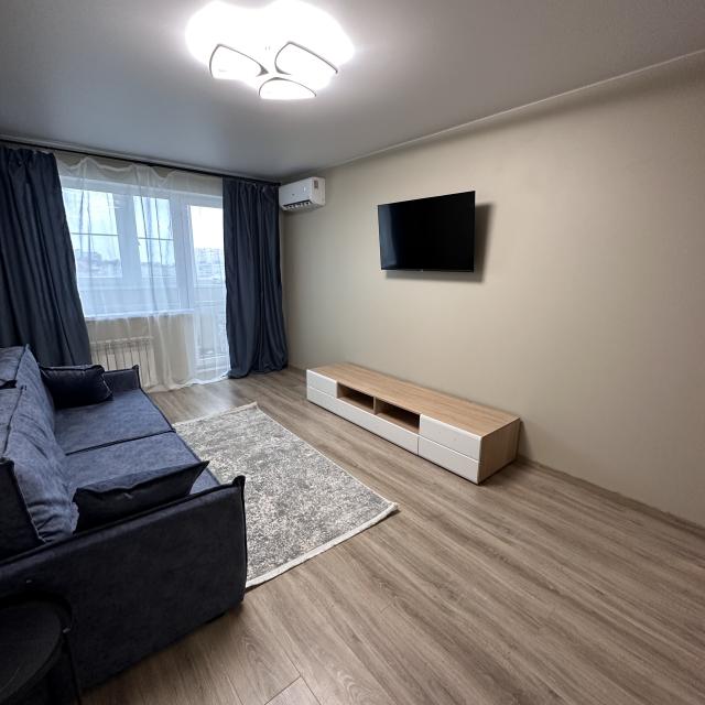 Apartments on Partizansky Prospekt 28