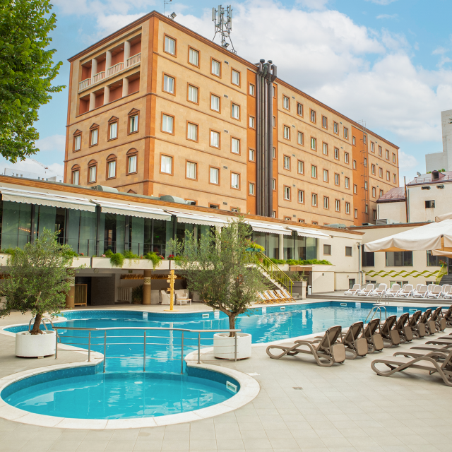 Best Western Plus Congress (Бест Вестерн Плюс Конгресс)