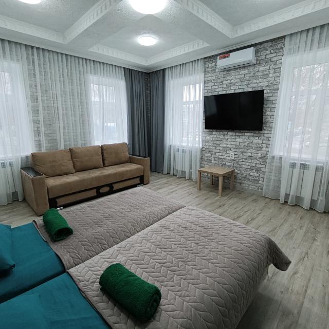 Apartments on Lenin 157