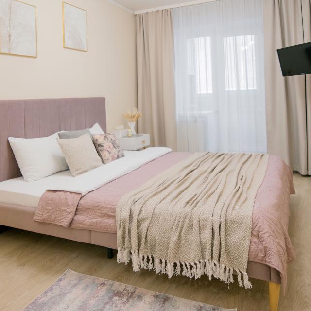 Apartments on Serysheva 80