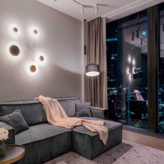 Apartment on the 33rd floor with a view of the towers