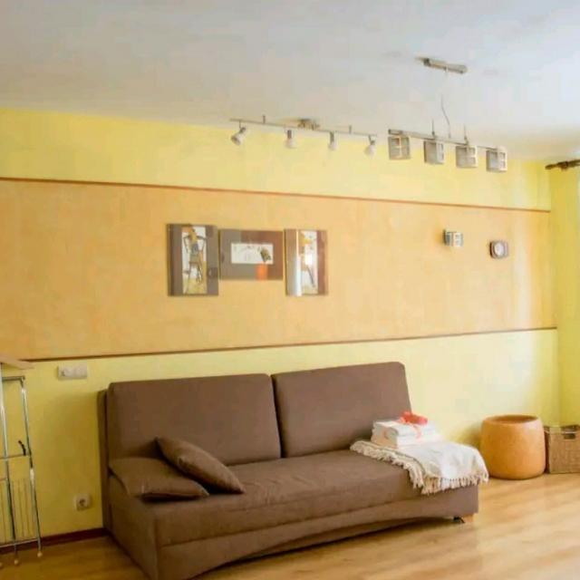 Apartments at 4 Vyatsky lane 27