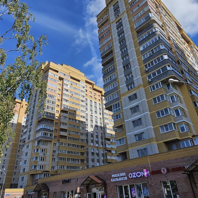 Апартаменты Осень на проспекте Строителей 3